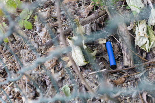 disposable vape litter.jpg__PID:0aca4533-0447-4480-896a-16daa8b7f8a6